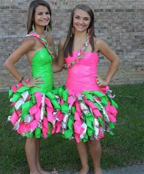 Ridiculous Prom Dresses That No One Like To Wear (30 Photos) in 2020 | Duct tape dress, Duck ...