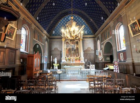 Interior Of Chateau De Chambord Chapel Royal Medieval French Castle Loire Valley France Europe ...