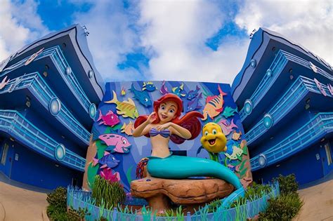 Little Mermaid Room Review - Disney Tourist Blog