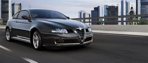 Alfa Romeo GT Specs, History & Engine Review