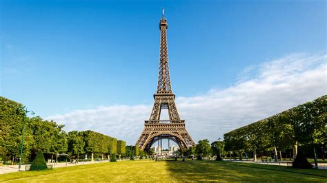 11 Eiffel Tower Facts You Didn't Know | Condé Nast Traveler