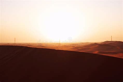 Sunrise on the Red Sand Dunes of the Arabian Desert in Riyadh, Saudi ...