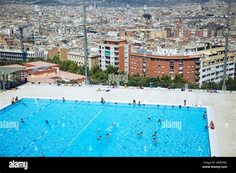 Barcelona swimming pool olympic hi-res stock photography and images - Alamy