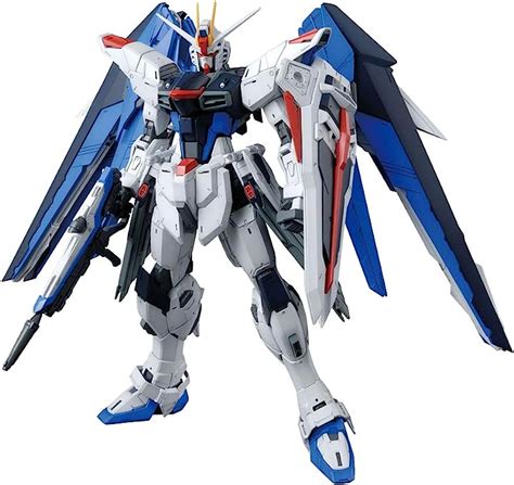 Gundam Seed Freedom Gundam Version 2.0 Master Grade Model Kit : Amazon.es: Juguetes y juegos