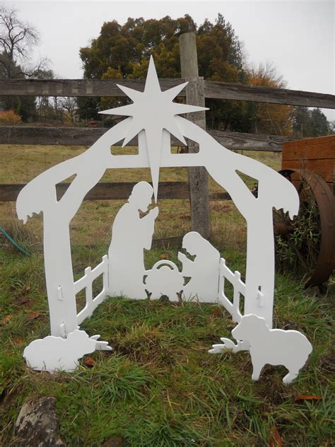 Living for God: Outdoor Nativity Set