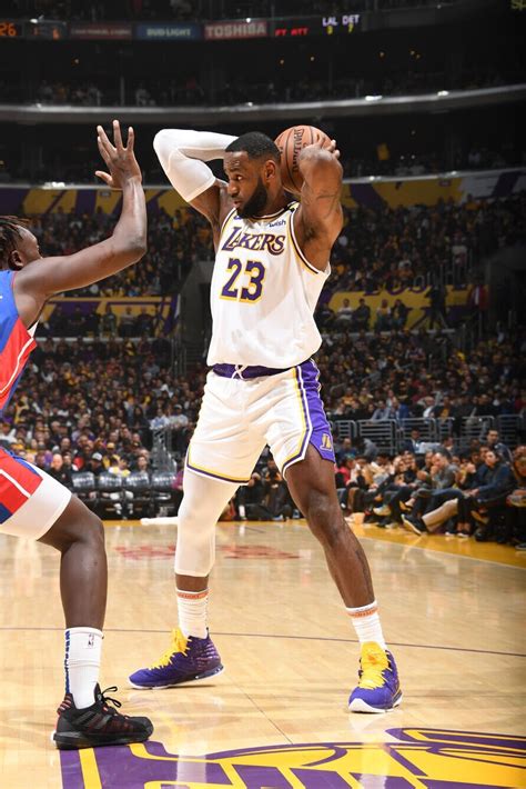 Photos: Lakers vs Pistons (01/05/2020) Photo Gallery | NBA.com