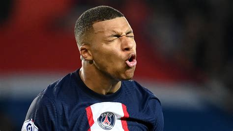 PSG striker Kylian Mbappe faces choice between Manchester City and ...