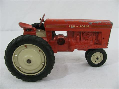 Vintage Carter Tru Scale 1/16 Red International Farm Tractor Parts / Restore | eBay