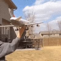 Plane Crash GIFs - Find & Share on GIPHY