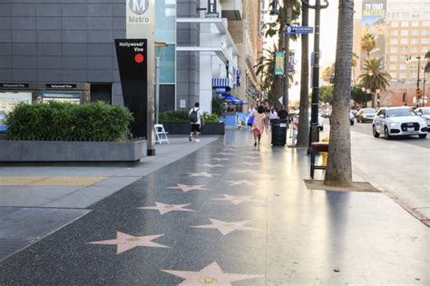 The Guide to the Hollywood Walk of Fame Ceremony | Discover Los Angeles