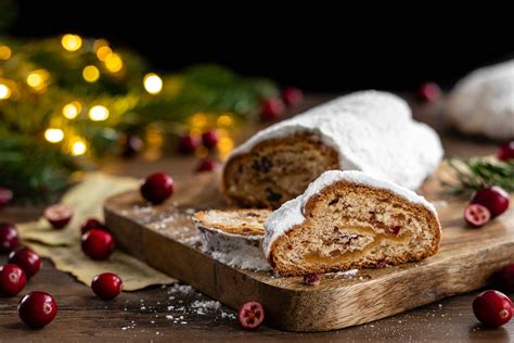 Cranberry-Marzipan-Stollen (ohne Rosinen, Orangeat & Zitronat)