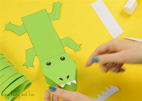 Paper Crocodile Craft - Easy Peasy and Fun