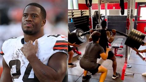 WATCH: Madden's Mr. 97 Nick Chubb squats 610 pounds in viral workout video