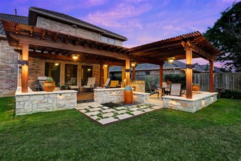 Project of the Month: March 2016 - Modern - Patio - Houston - by Texas ...