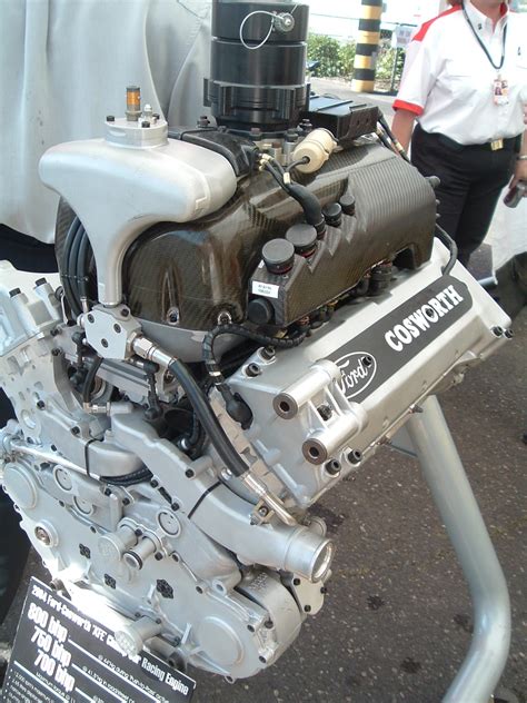 File:Cosworth V8 Engine Champ Car 2004.jpg - Wikipedia, the free encyclopedia