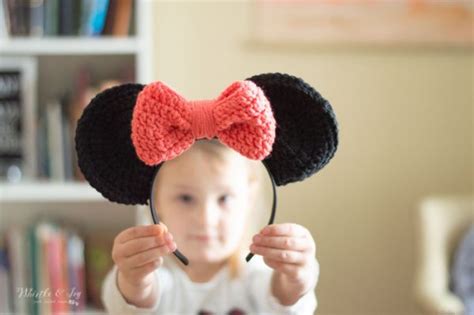 Crochet Mouse Ears - Free Crochet Pattern - Whistle and Ivy