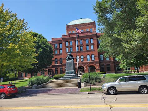 Tourist Attraction «Kane County Courthouse», reviews and photos, 100 S 3rd St, Geneva, IL 60134, USA