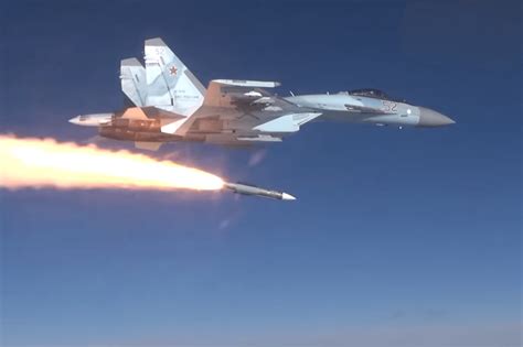 an_su-35_testing_a_hypersonic_missile-2.png - AeroTime