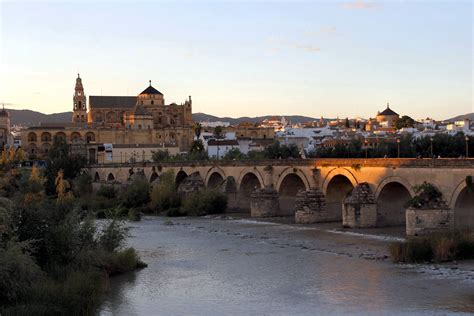 File:Roman Bridge, Córdoba, Espana.jpg - Wikimedia Commons