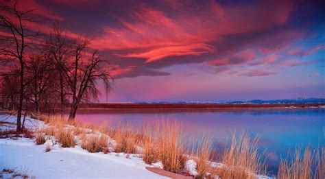 Sunset over Winter Lake - Image Abyss