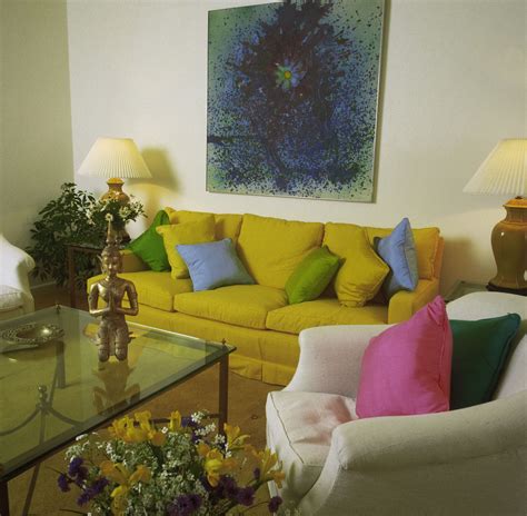 Revive Your Home with 90s Modern Interior Design: Transform your Space with these Stylish Ideas!