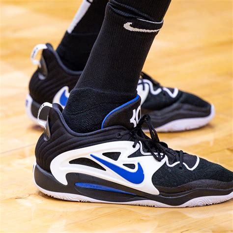 Ranking The 10 Best Shoes Of The 2022-23 NBA Regular Season Sports ...