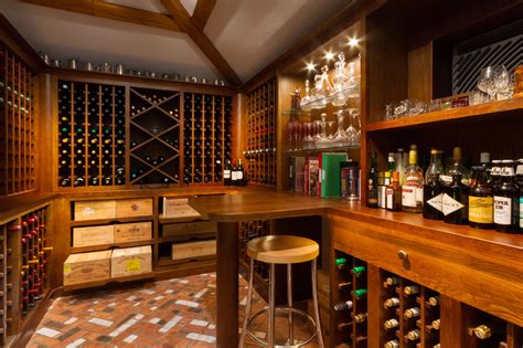 15 Vintage-Inspired Traditional Wine Cellar Ideas for Wine Enthusiasts