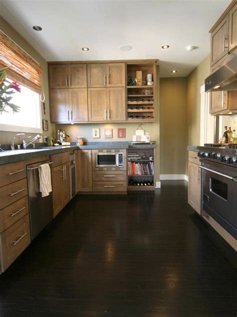 Kitchens With Dark Floors And Light Cabinets – HomeDecorish