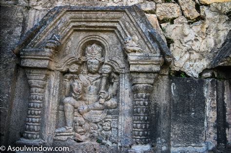 MARTAND SUN TEMPLE GUIDE - THE LOST HINDU TEMPLE OF KASHMIR - A Soul Window