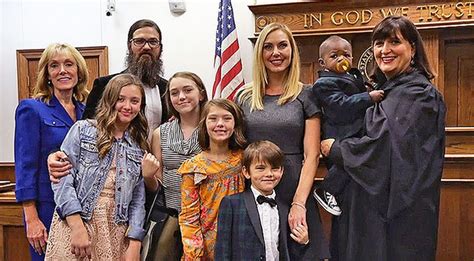 Jep And Jessica Robertson Take Family To Court For Monumental Reason | Duck dynasty family ...