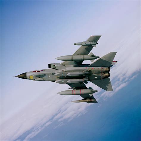 File:Tornado GR4 Carrying Storm Shadow Missiles MOD 45155900.jpg - Wikimedia Commons