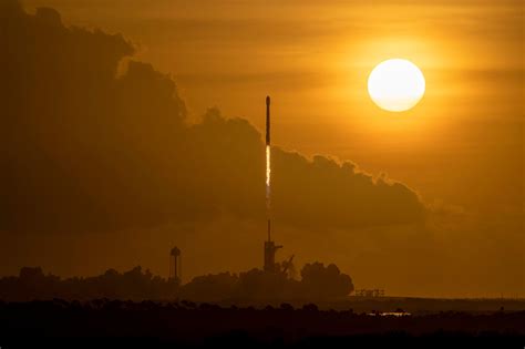 SpaceX will reuse Falcon 9 booster an eighth time on Monday to launch