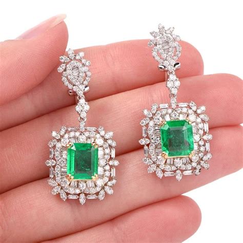 Emerald Diamond Dangle Drop Earrings at 1stDibs