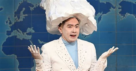 SNL Star Bowen Yang Nabs History-Making 2021 Emmy Nomination | POPSUGAR ...