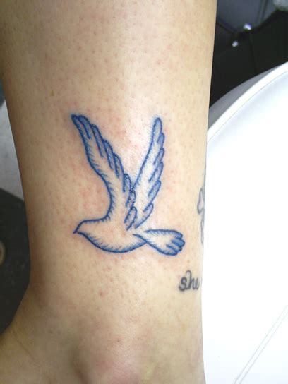 Peace Dove by eliq-tattoo on DeviantArt