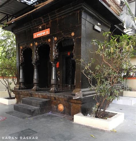 Maratha Architecture | Palace interior, Old houses, Architecture