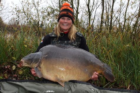 World record carp women now 84lb 5oz