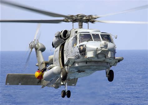 File:SH-60B Seahawk2.jpg - Wikimedia Commons