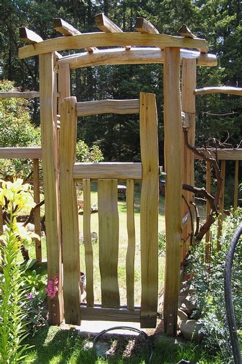 10 Easy DIY Garden Arbor Projects You Can Create To Add Beauty To Your ...