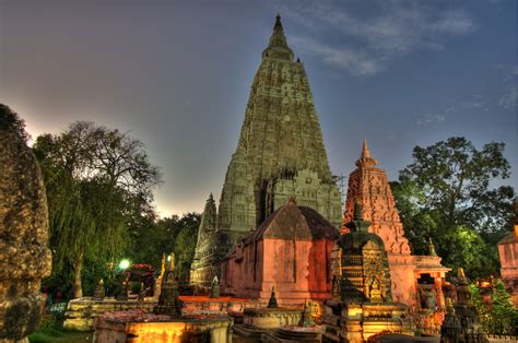 Mahabodhi Temple, Bodh Gaya, Bihar, India - India Travel Forum | IndiaMike.com