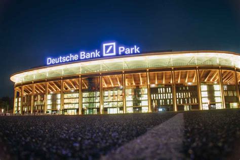 Es werde Licht - Deutsche Bank Park