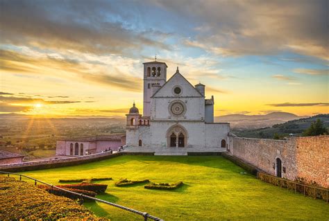 Wonders of Italy: The Basilica of St. Francis in Assisi | ITALY Magazine