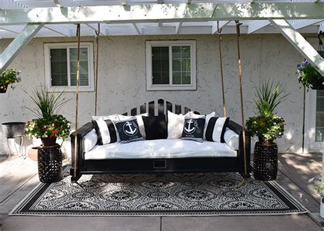 Custom Outdoor Daybed Mattress Cushions - Moisture Resistant