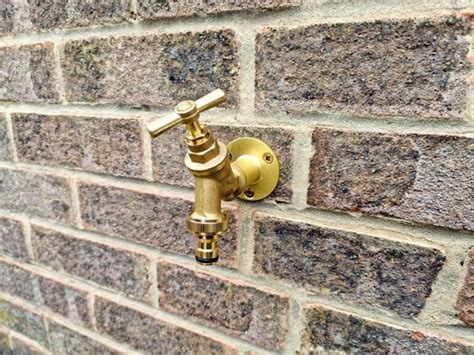 What is the Best Outdoor Tap? A Plumbers Advice!