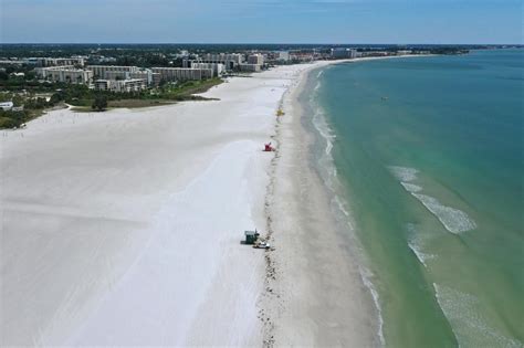 Swimming advisory lifted for Siesta Key Beach