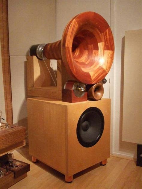 23 best DIY Horn loudspeakers images on Pinterest | Music speakers, Loudspeaker and Antlers