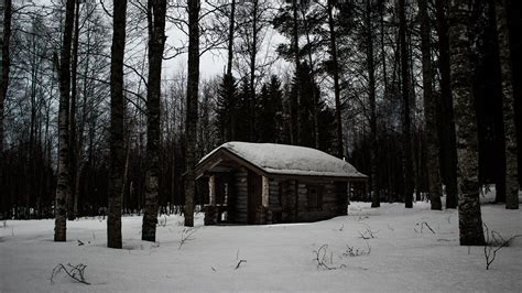 Small cottage in dark snowy forest // 4K Wallpaper by Aasikki on DeviantArt