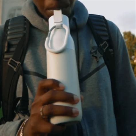 This self-cleaning water bottle activates every 2 hours, so it stays ...