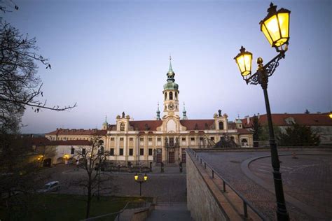 Prague Castle Tour after Dark - Unique walking tour | Prague Trips ...