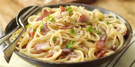 Mary Berry's Perfect Spaghetti Carbonara [2020] Lay The Table